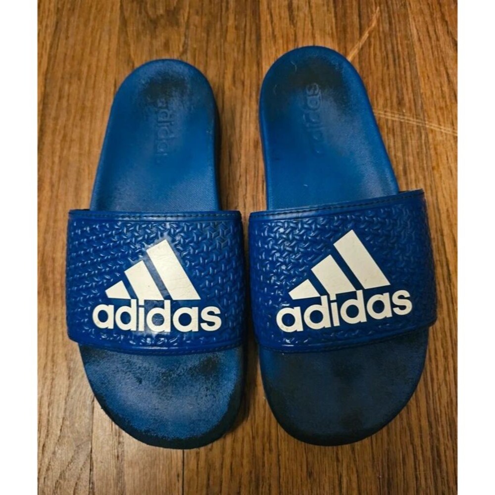 Adidas youth slides
